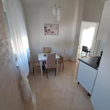 Apartman Maslina *